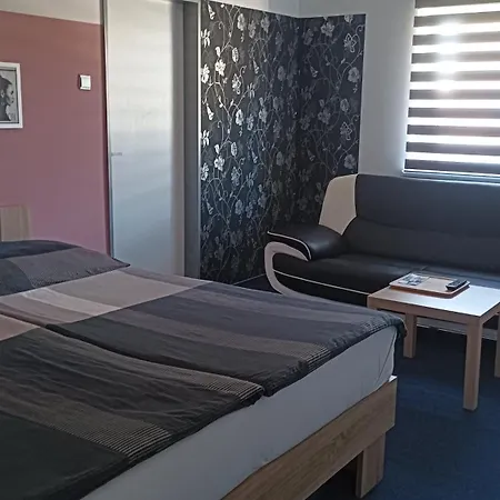 Manhattan Guest house