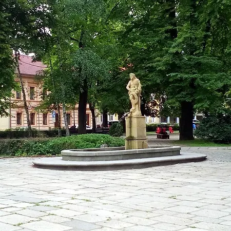 בית הארחה Manhattan 3*