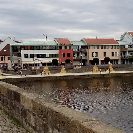 בית הארחה Manhattan פיסק